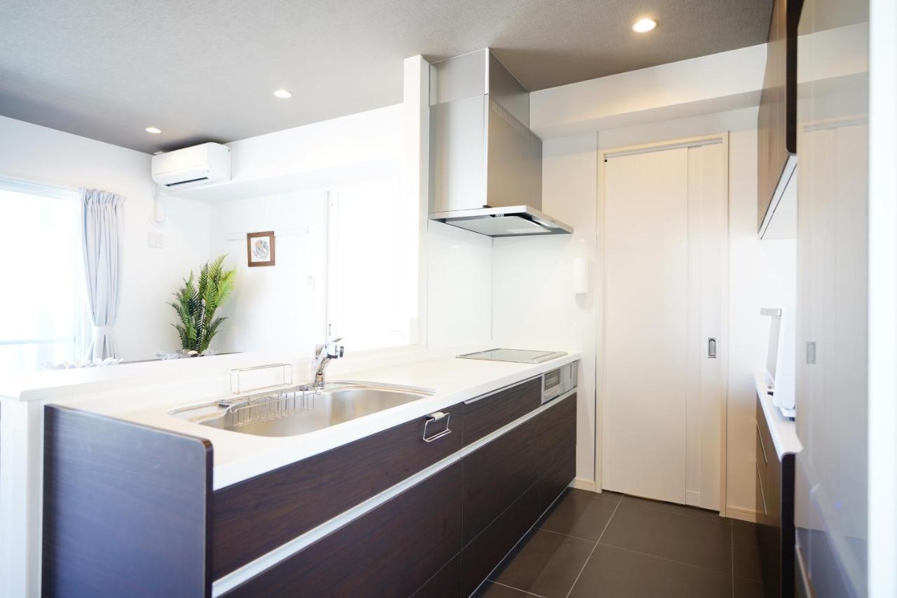 Sunshine Coast Apartment Chatan Luaran gambar