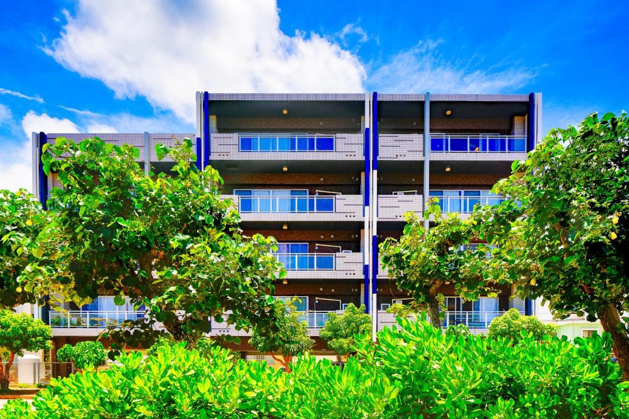 Sunshine Coast Apartment Chatan Luaran gambar