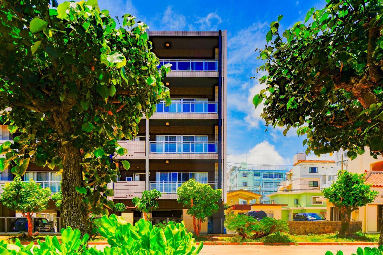 Sunshine Coast Apartment Chatan Luaran gambar